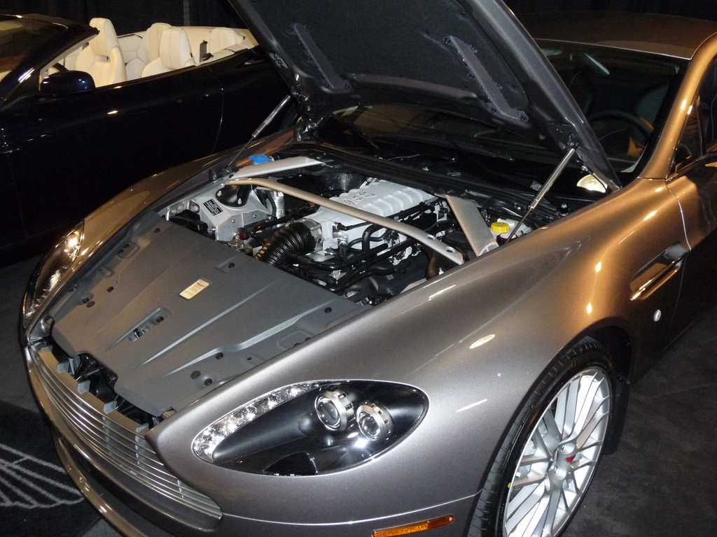 aston martin battery charger
